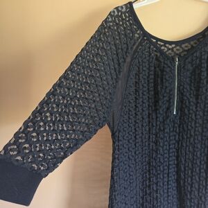 Guess Lace Top With Zipper Back, L (PTP=17")